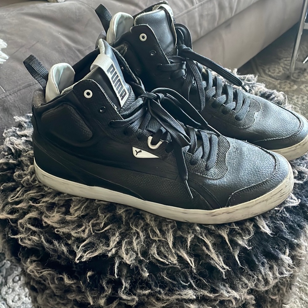 Black hightop puma sneakers size 11.5